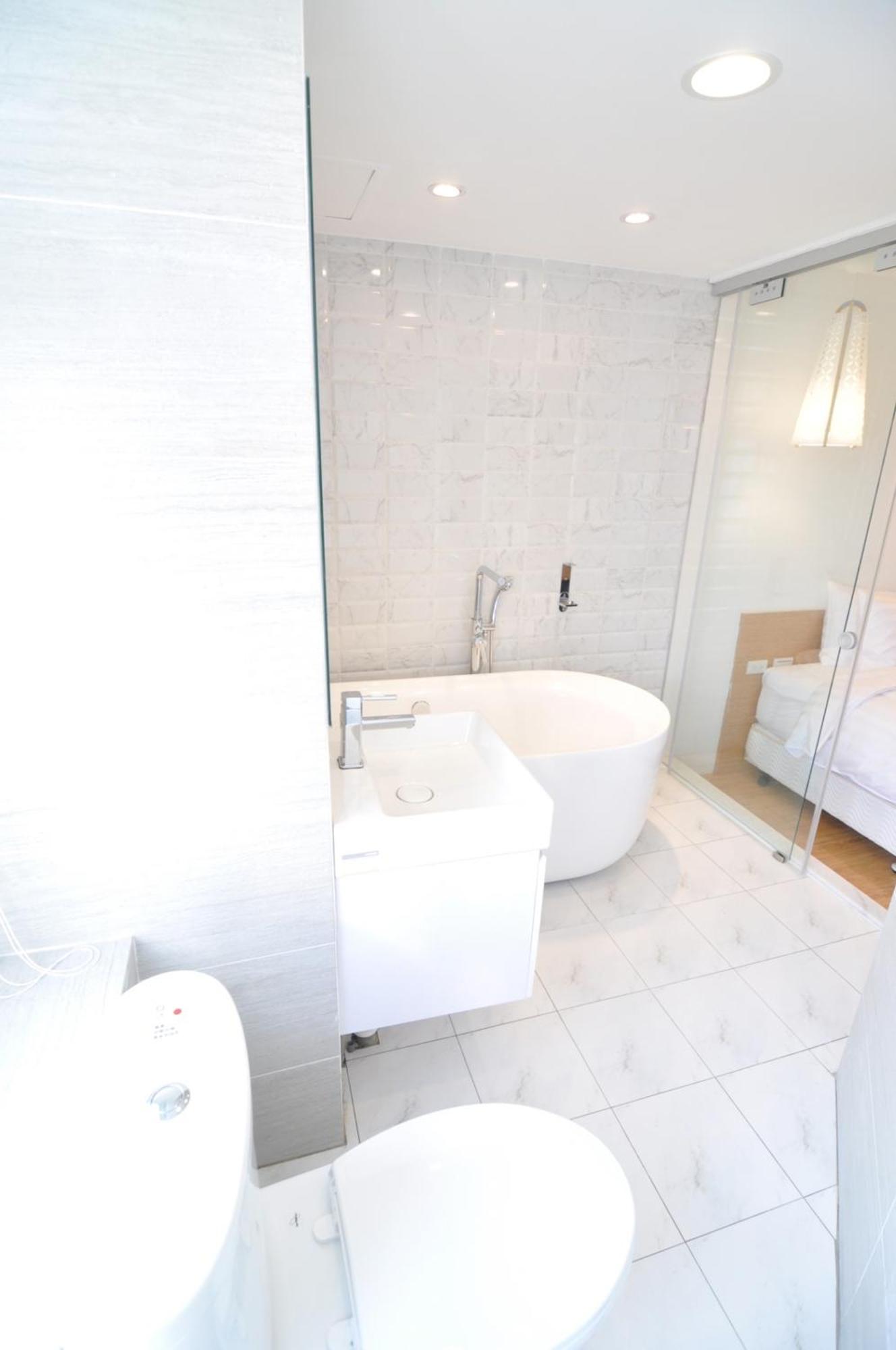 Shin Sei Bashi Hotel Taichung Ruang foto