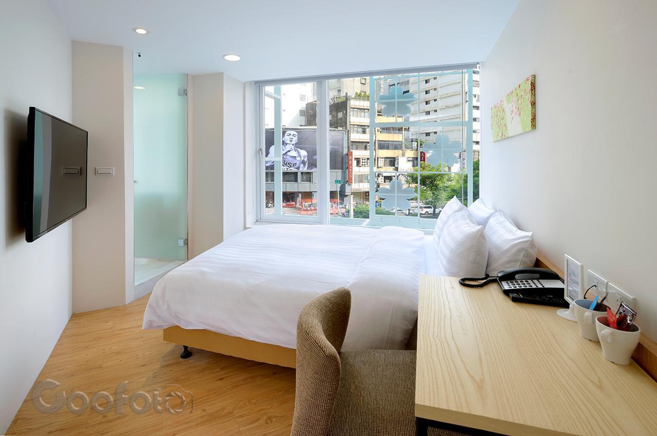Shin Sei Bashi Hotel Taichung Bagian luar foto